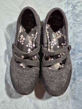 Skechers Relaxed Fit Breathe Easy Lucky Lady Mary Janes size 8